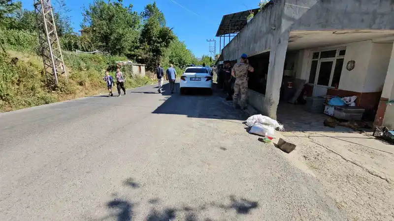 İki kardeş ve babaannelerini öldüren sanık "Kasap mıyım cani miyim durduk yere yapayım, savunmak içindi"