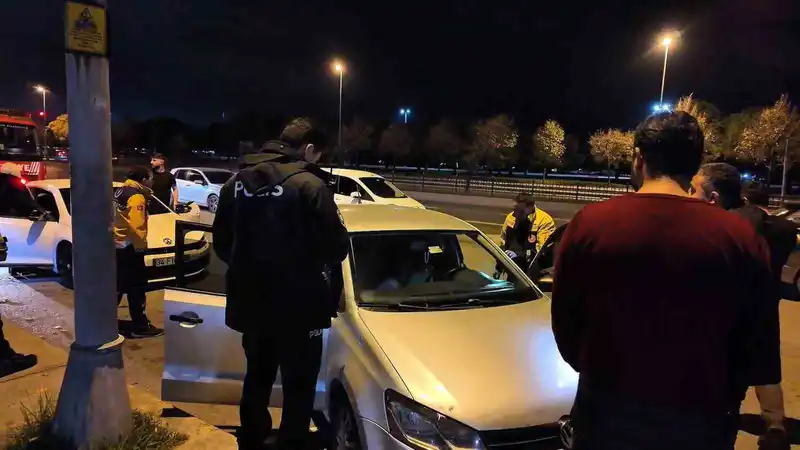 Pendik sahilinde 100 metre arayla iki şüpheli ölüm