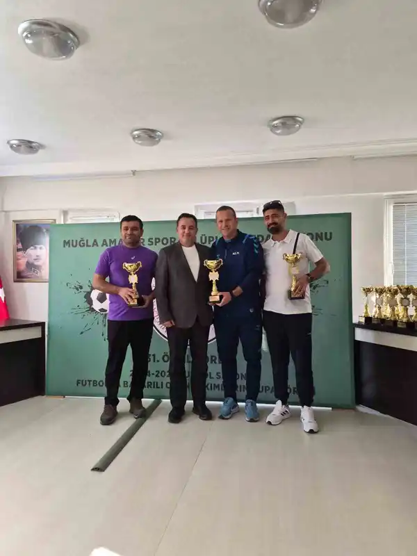 Bodrum Birlikspor’un altyapı başarıları kupayla taçlandı