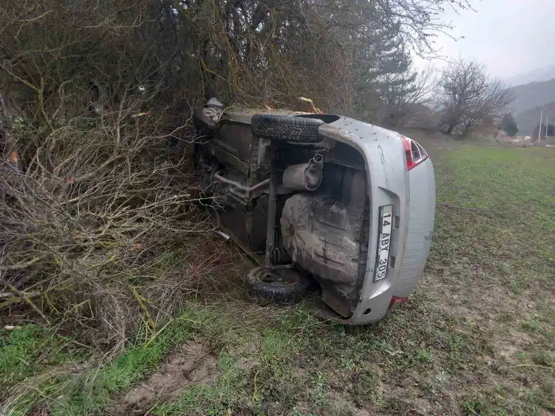 Bolu’da takla atan otomobil metrelerce sürüklendi
