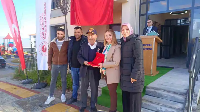 Bilecik’te 105 TOKİ hak sahiplerine teslim edildi