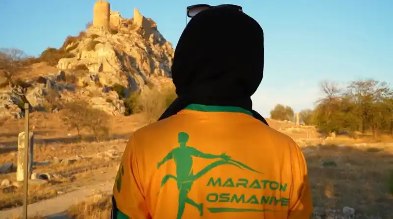 Osmaniye’de enkazla anılan sokaklarda umut adımları