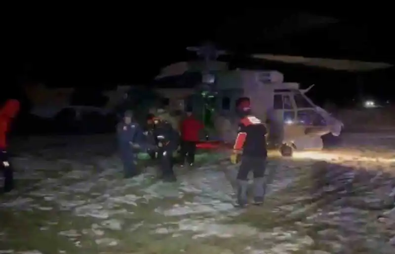 Hasan Dağı’nda mahsur kalan öğrenciler helikopterle kurtarıldı