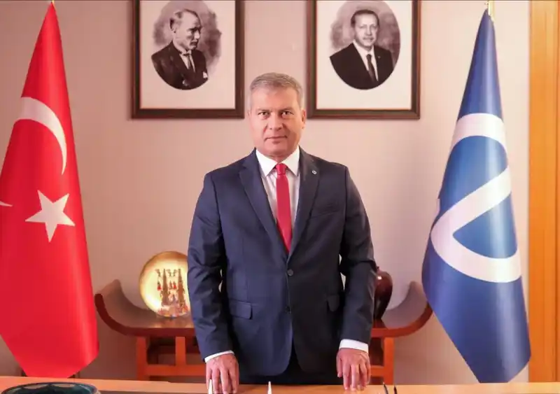 Rektör Adıgüzel’in 15 Aralık Dünya Türk Dili Ailesi Günü mesajı