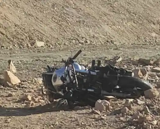 İzmirli motosiklet sürücüsü Demirci yolunda hayatını kaybetti