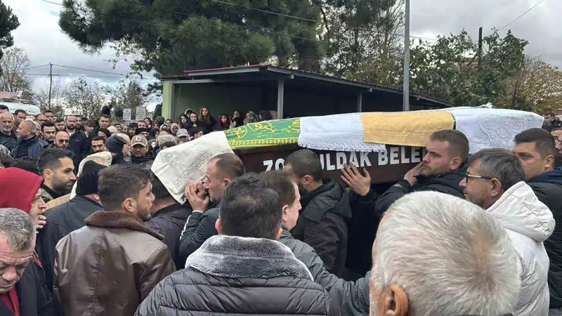 Kozlu’da bıçaklı olayda hayatını kaybeden Murat Yangun toprağa verildi