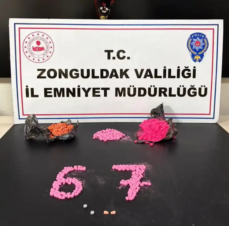 İstanbul’dan Ereğli’ye 3 bin adet extacy uyuşturucu getiren sevgililer yakalandı