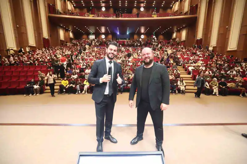 Şahinbey Belediyesi’nden gençlere moral ve motivasyon buluşması