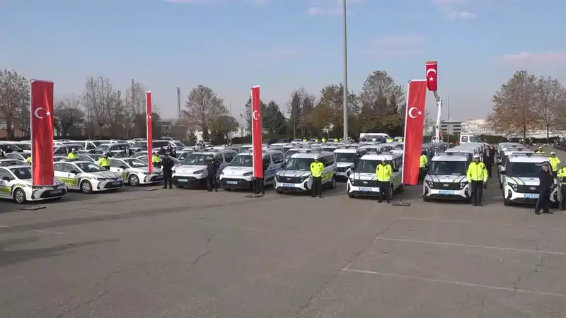Gaziantep’te emniyet ve jandarmaya 210 yeni araç teslim edildi