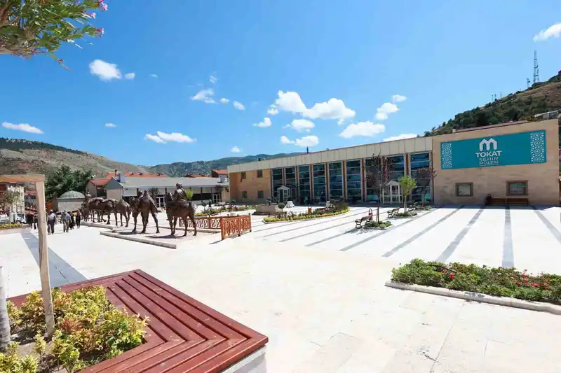 Tokat Belediyesi’nden Üreten kadınlara destek