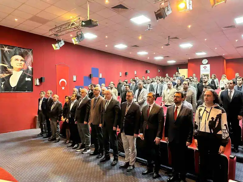 Adana’da kalp ve damar cerrahisi uzmanları güncel yaklaşımları değerlendirdi