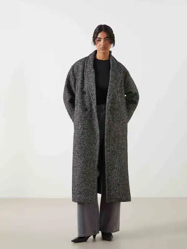 LC Waikiki, kabanlarda sonbahar ve kış trendlerini tüketicilere sundu