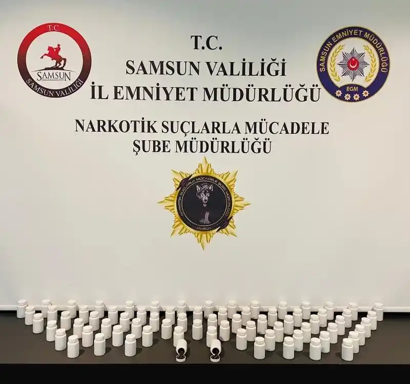 Samsun’da uyuşturucu operasyonu: 3 bin 920 adet sentetik ecza hap ele geçirildi