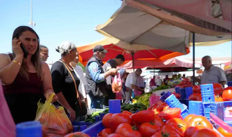 Hizmet üretim endeksi yıllık yüzde 3,4 arttı