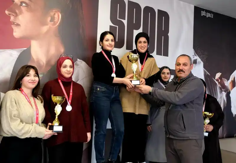 Erzincan GSB yurtları arası YurtLig Satranç İl Birinciliği tamamlandı