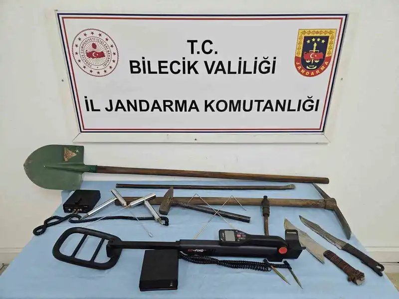 Bilecik’te define avcıları suçüstü yakalandı