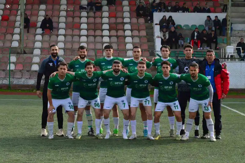 Osmaneli Gençlerbirliği Spor kayıpsız devam ediyor