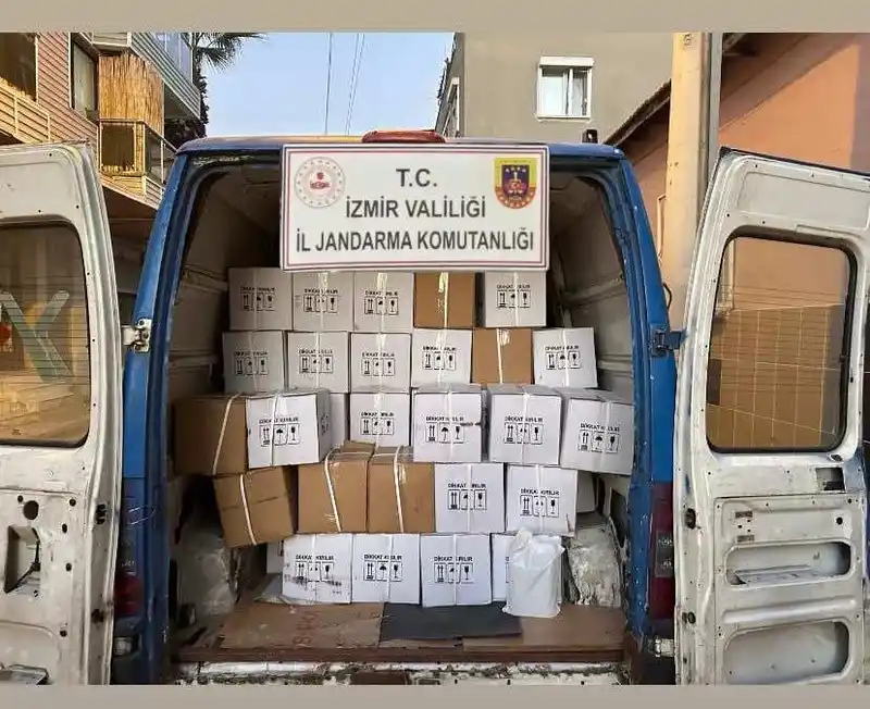 İzmir’de yeni yıl öncesi kaçak alkol operasyonu