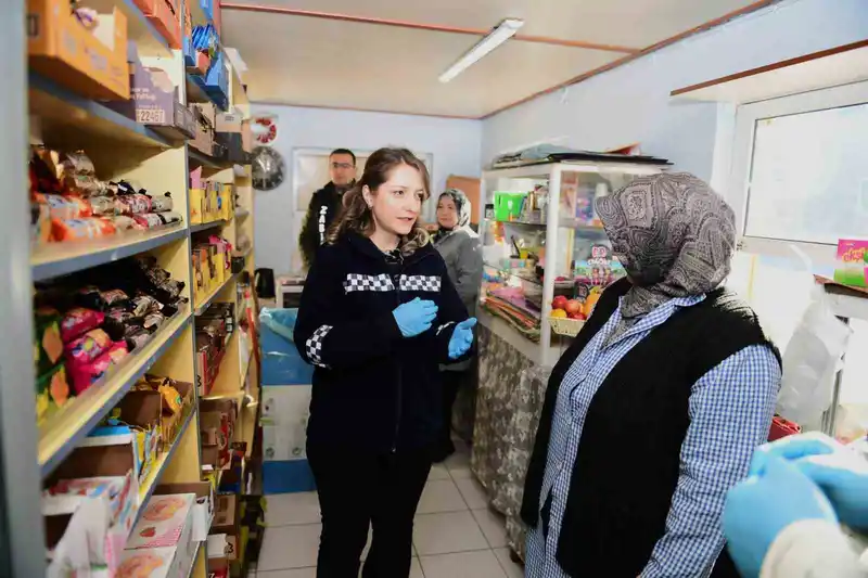 Öğrencilerin sağlığı için kantinlerde titiz denetim