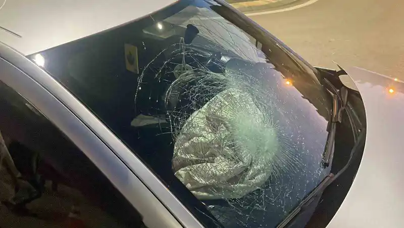 Karaman’da iki otomobil çarpıştı: 6 yaralı
