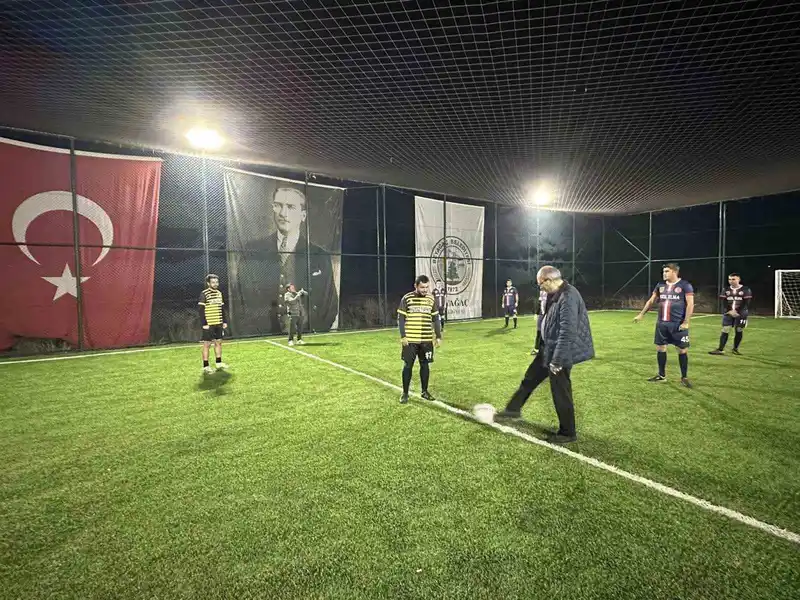 Beyağaç Belediyesi 2025 Halı Saha Turnuvası büyük bir heyecanla başladı
