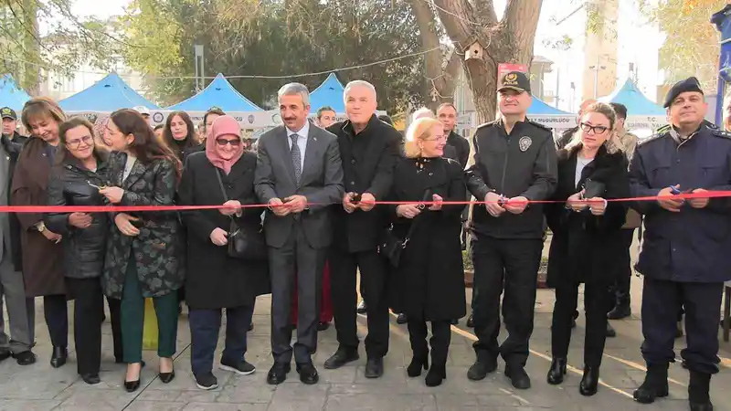 Edirne’de polis eşleri tek yürek oldu, tüm ürünler tükendi
