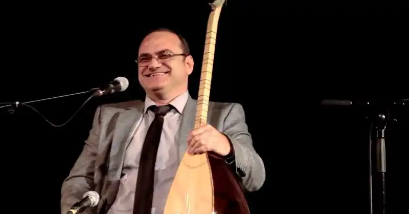 Çetin Akdeniz, Sakarya’da sahne alacak
