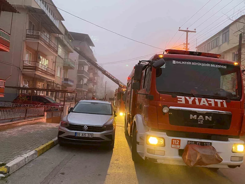 Balıkesir itfaiyesinden yoğun yangın mesaisi
