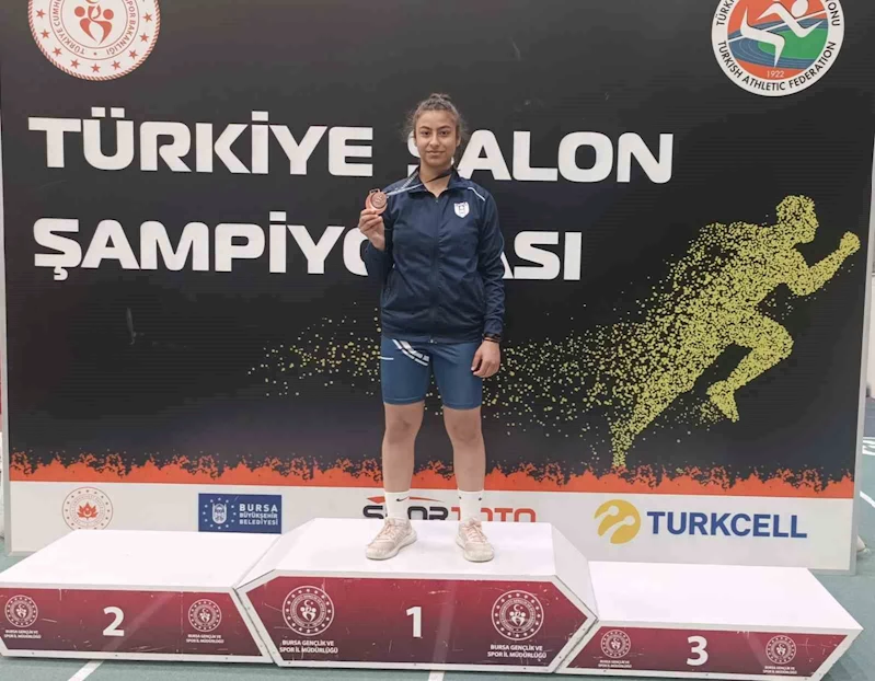 Gülnaz Çetin’den güllede 3.’lük
