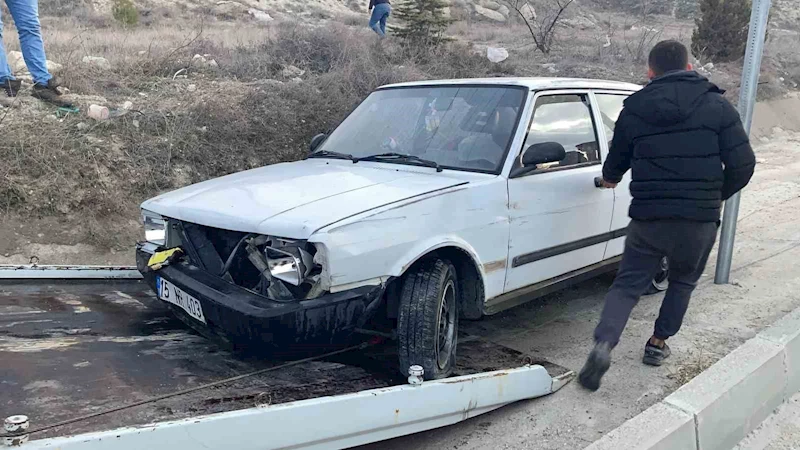 Polisleri peşine takıp 15 kilometre kaçtı, kaza yapınca yakalandı
