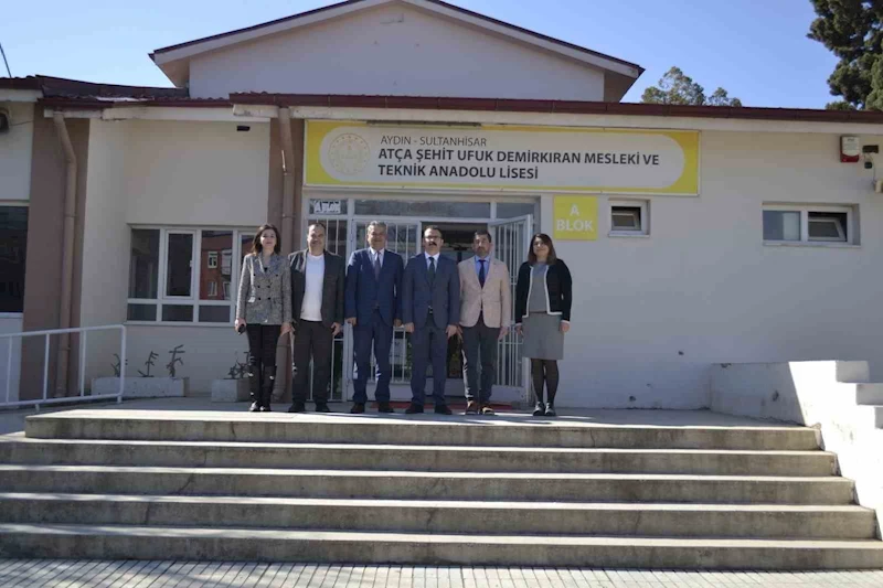 Kaymakam Ateş meslek lisesi öğrenci ve öğretmenleri ile buluştu
