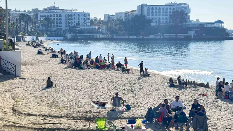 Aydın’da güneşi gören sahillere koştu
