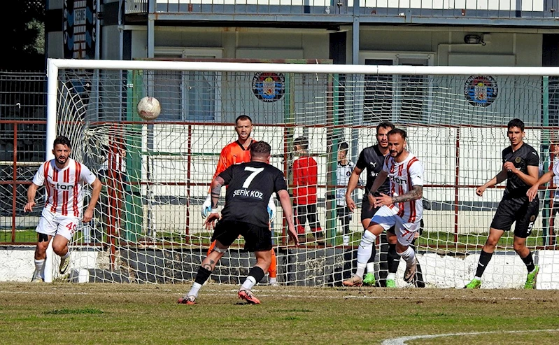 Çeşme Belediyespor son dakika golüyle beraberliği kaçırdı
