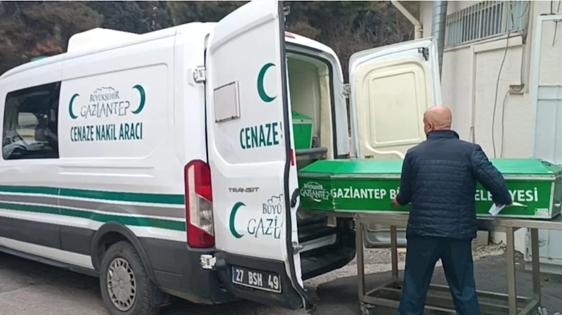 Gaziantep’te kocasının silahla vurduğu kadın hayatını kaybetti
