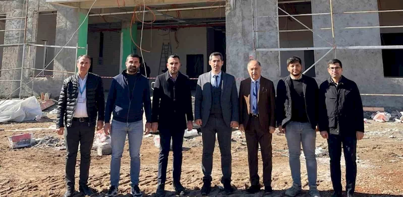 Şırnak Sağlık Müdürü Dr. Değer, İdil’de yapımı devam eden ADSM çalışmalarını yerinde inceledi
