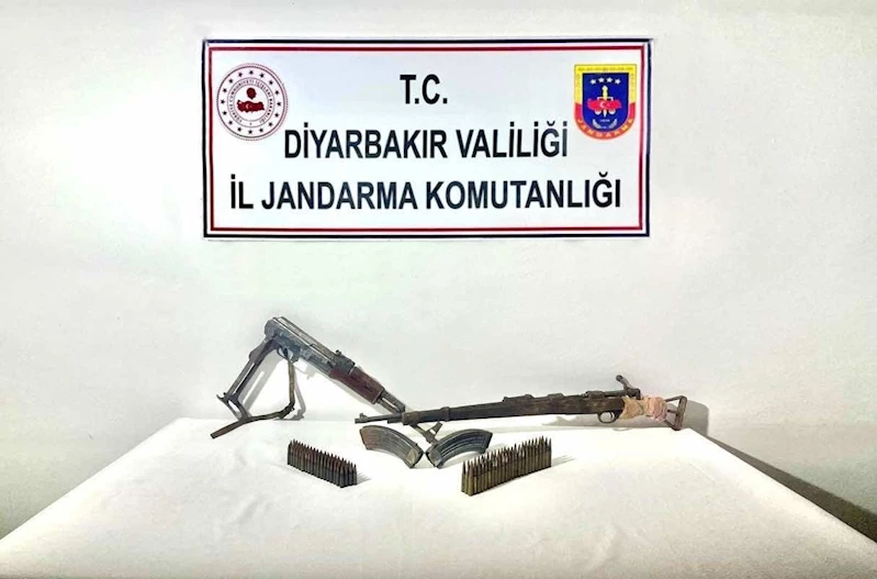 Diyarbakır’da 2 adet ruhsatsız uzun namlulu silah ele geçirildi
