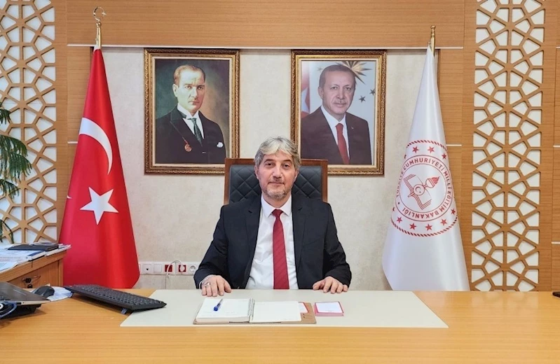 Müdür Mustafa Yılmaz: 