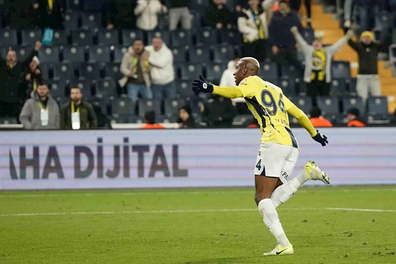 Talisca, Fenerbahçe formasıyla siftah yaptı
