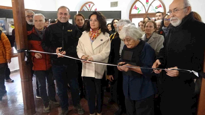 Menteşe’de ’Unutma’ resim sergisi ile depremde kaybedilenler anıldı
