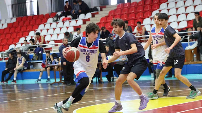 Aydın’da basketbol turnuvası tempolu başladı
