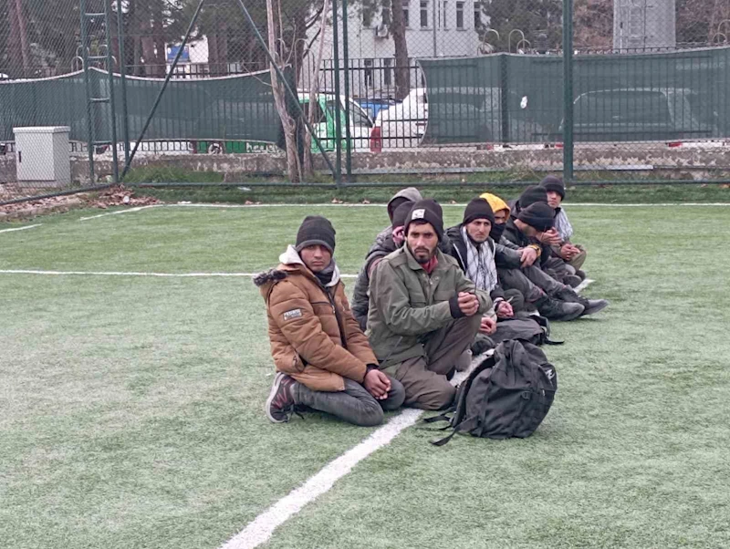 Amasya’da 24 düzensiz göçmen yakalandı
