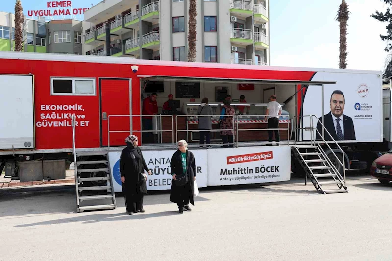 Mobil Halk Et yeni araçlarıyla hizmet ağını genişletiyor
