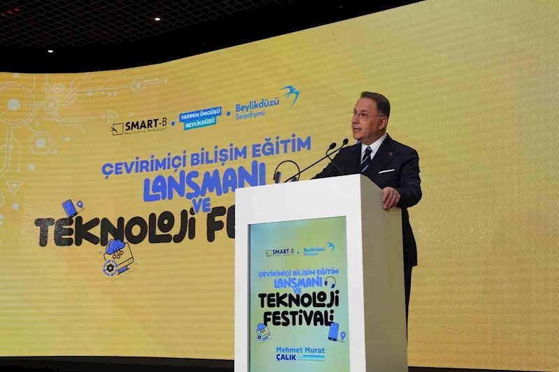 Beylikdüzü’nde çevrimiçi bilişim eğitim lansmanı ve teknoloji festivali düzenlendi
