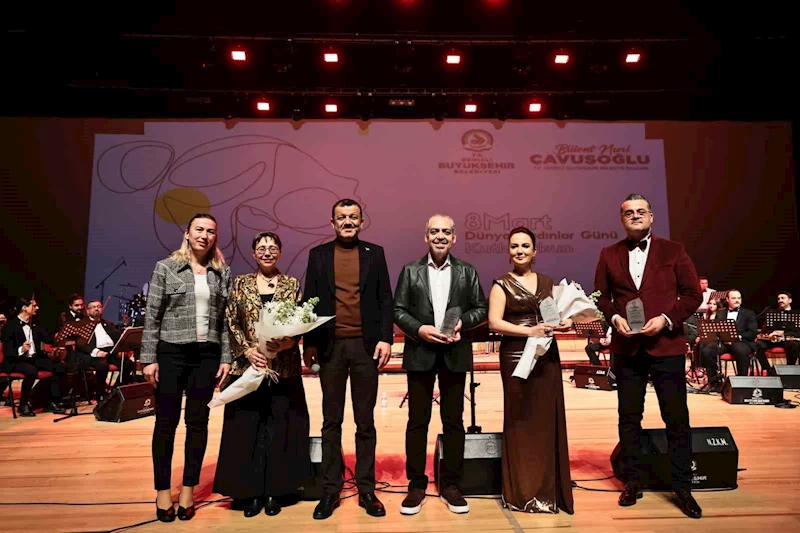 Denizli’de kadınlara özel unutulmaz konser
