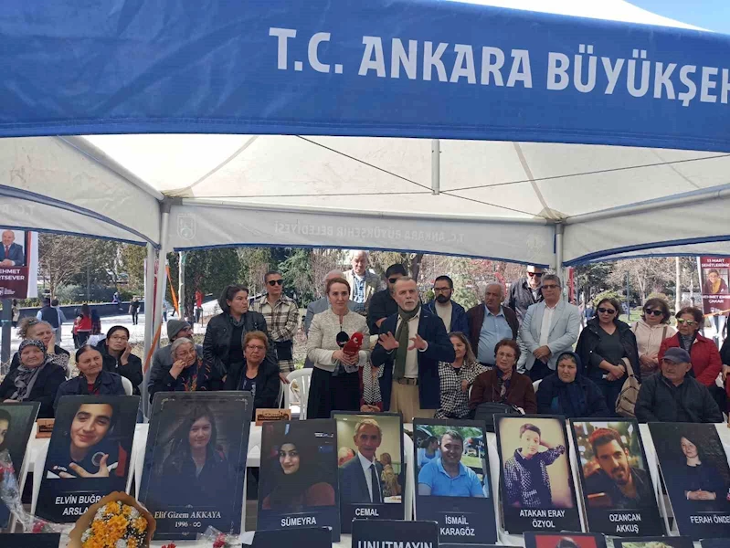 Güvenpark’daki bombalı terör saldırısında hayatını kaybeden vatandaşlar anıldı
