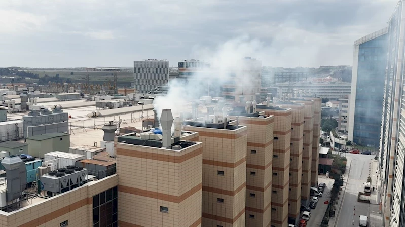 Kuyumcukent’ten yükselen dumanlar korkuttu
