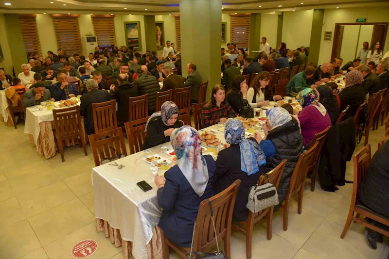 Başkan Arslan, belediye personeliyle iftar programında buluştu
