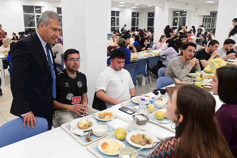 Anadolu Üniversitesi’nde yapay zekâ toplantısı gerçekleştirildi
