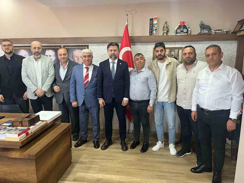 Antalya Çorum İş İnsanları Platformu, MHP İl Başkanı Güneş ile bir araya geldi
