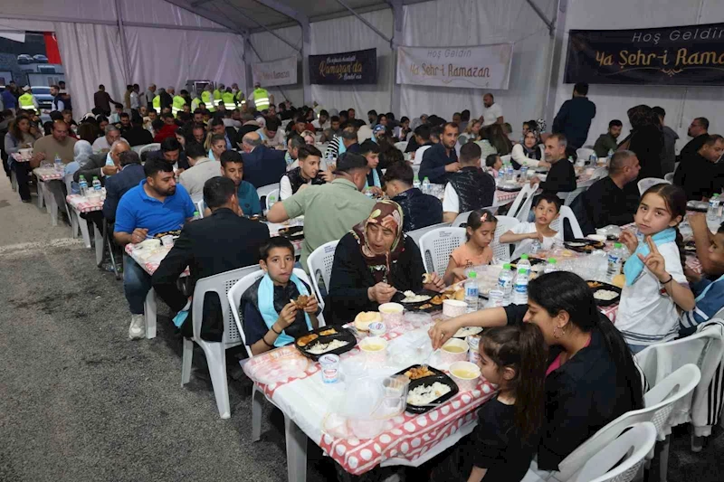 Hatay’da Gençlik Sofrası iftarda kuruldu
